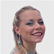 Laureata in scienze motorie (laureanda magistrale). 10 anni di esperienza come professionista del movimento